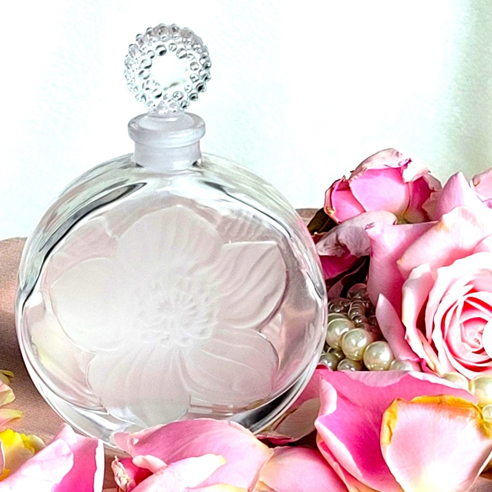 Sasaki Japanese Crystal PERFUME BOTTLE - Picture 2 of 3